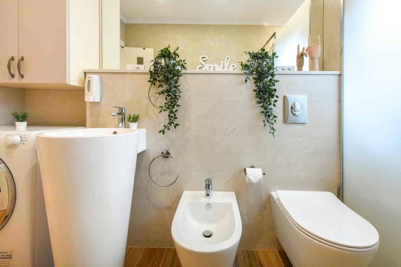 Green Leafy Brasov - Ideal 2 Bedroom Apartment المظهر الخارجي الصورة