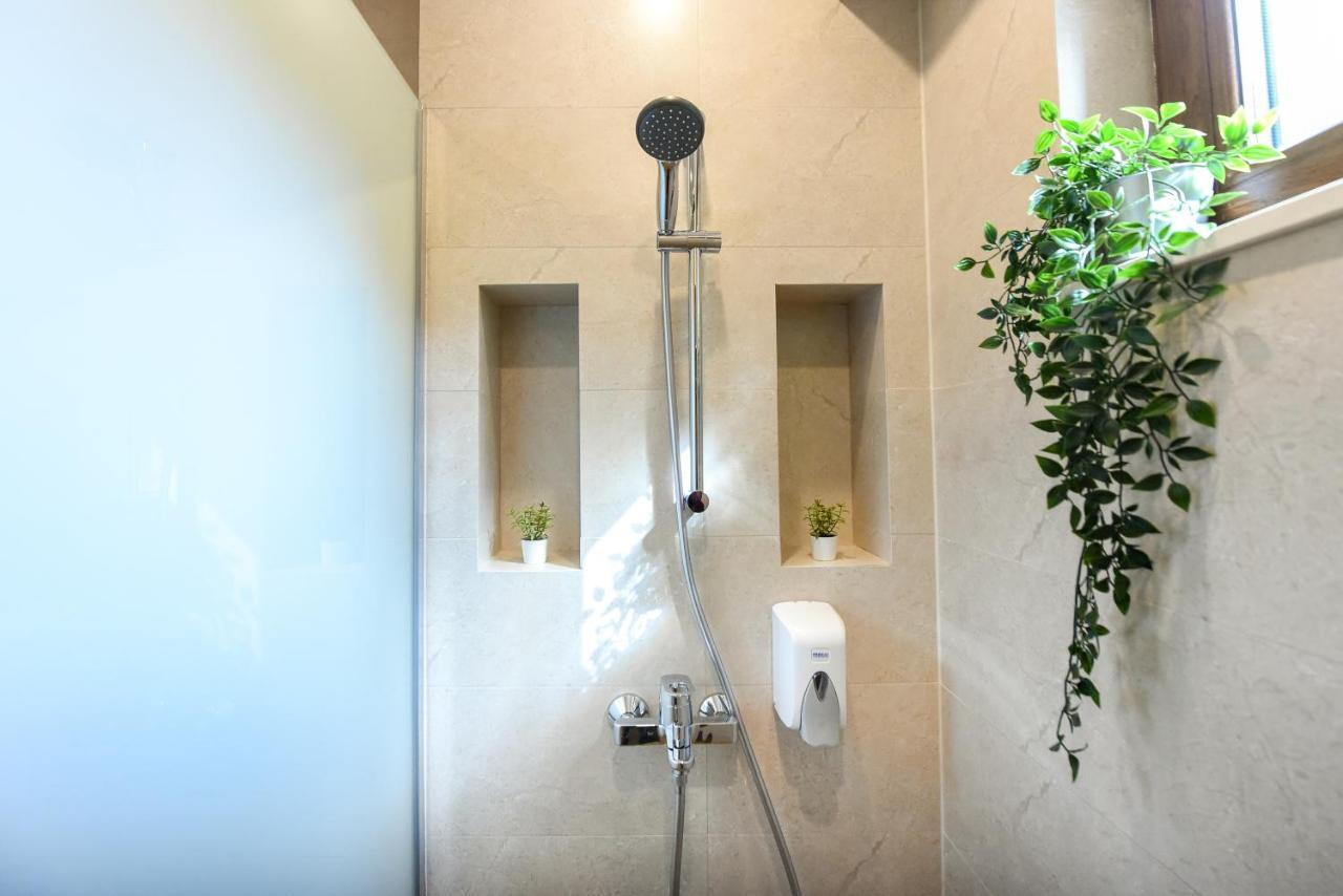 Green Leafy Brasov - Ideal 2 Bedroom Apartment المظهر الخارجي الصورة